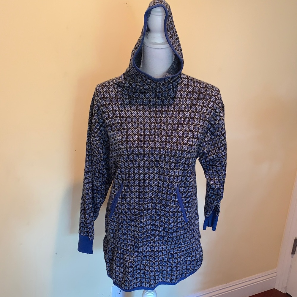 Patterned Hooded Tunic Sweater